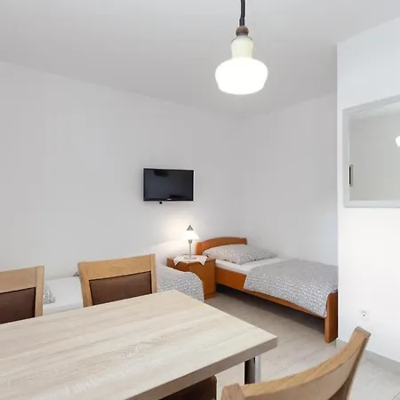 Apartment Mediterraneo Mirko *