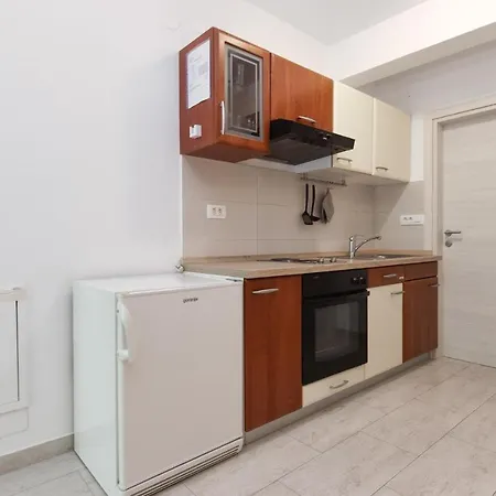 Mediterraneo Mirko Apartment *